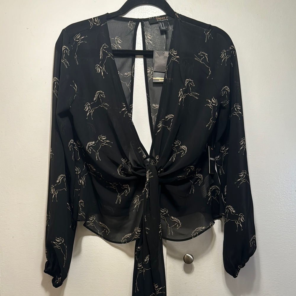 NWT✨Black Sheer Wrap Top with Horse Print